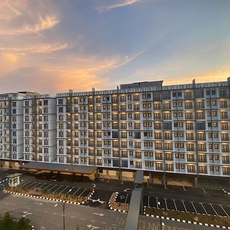 Zenith Suites Cameron Танах-Рата Екстер'єр фото