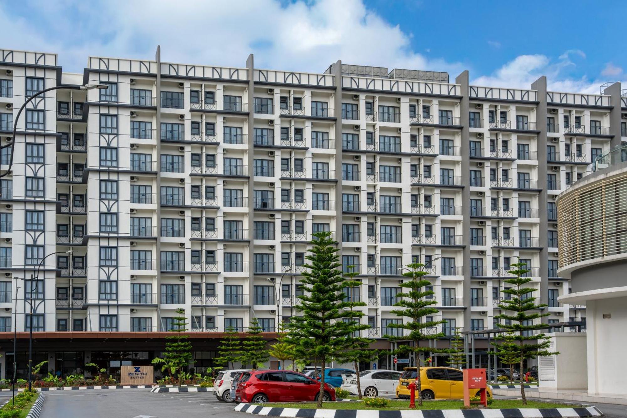Zenith Suites Cameron Танах-Рата Екстер'єр фото