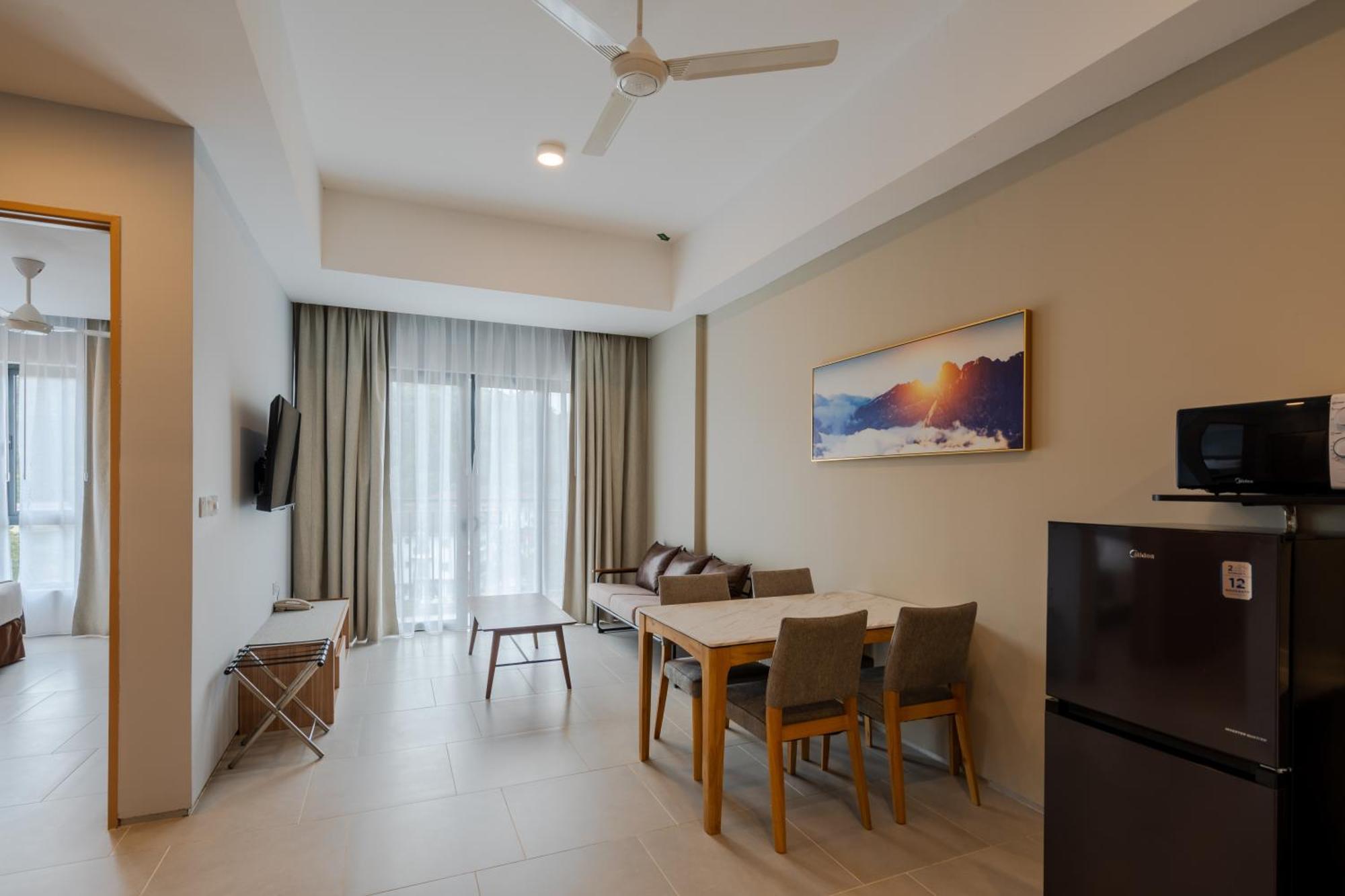 Zenith Suites Cameron Танах-Рата Екстер'єр фото