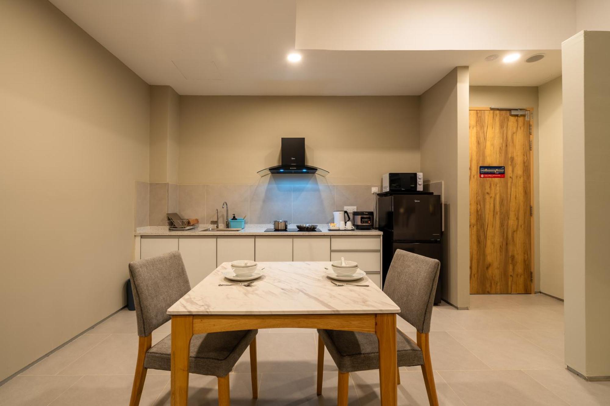 Zenith Suites Cameron Танах-Рата Екстер'єр фото