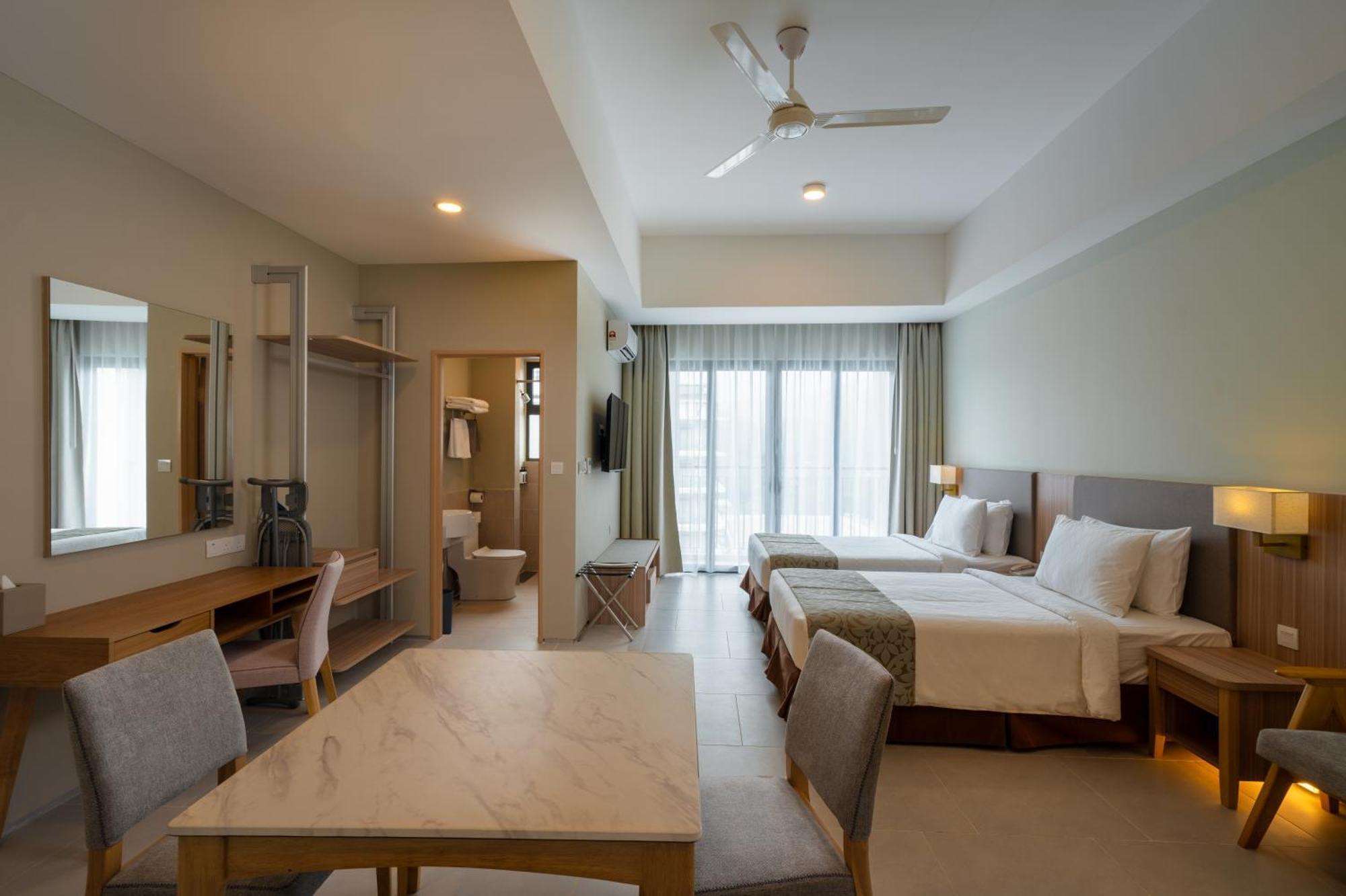 Zenith Suites Cameron Танах-Рата Екстер'єр фото