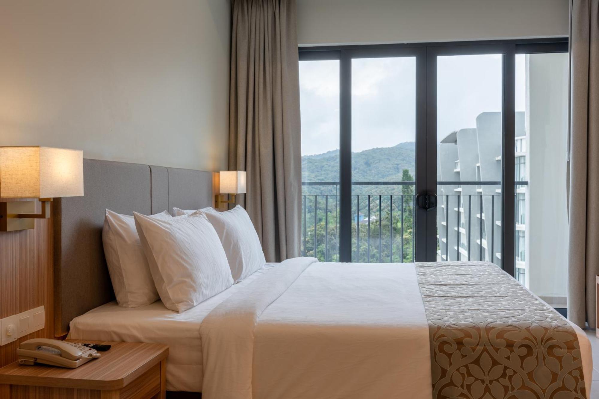 Zenith Suites Cameron Танах-Рата Екстер'єр фото